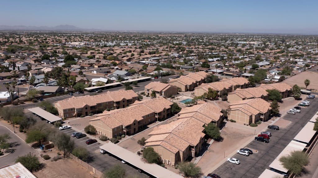 Overhead view of Apache Junction, AZ houses.